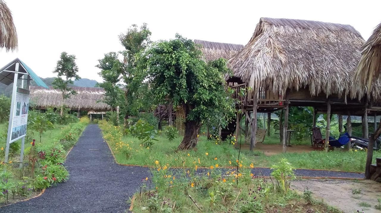 Sunny Field Eco Stilt House Villa Cát Tiên Dış mekan fotoğraf