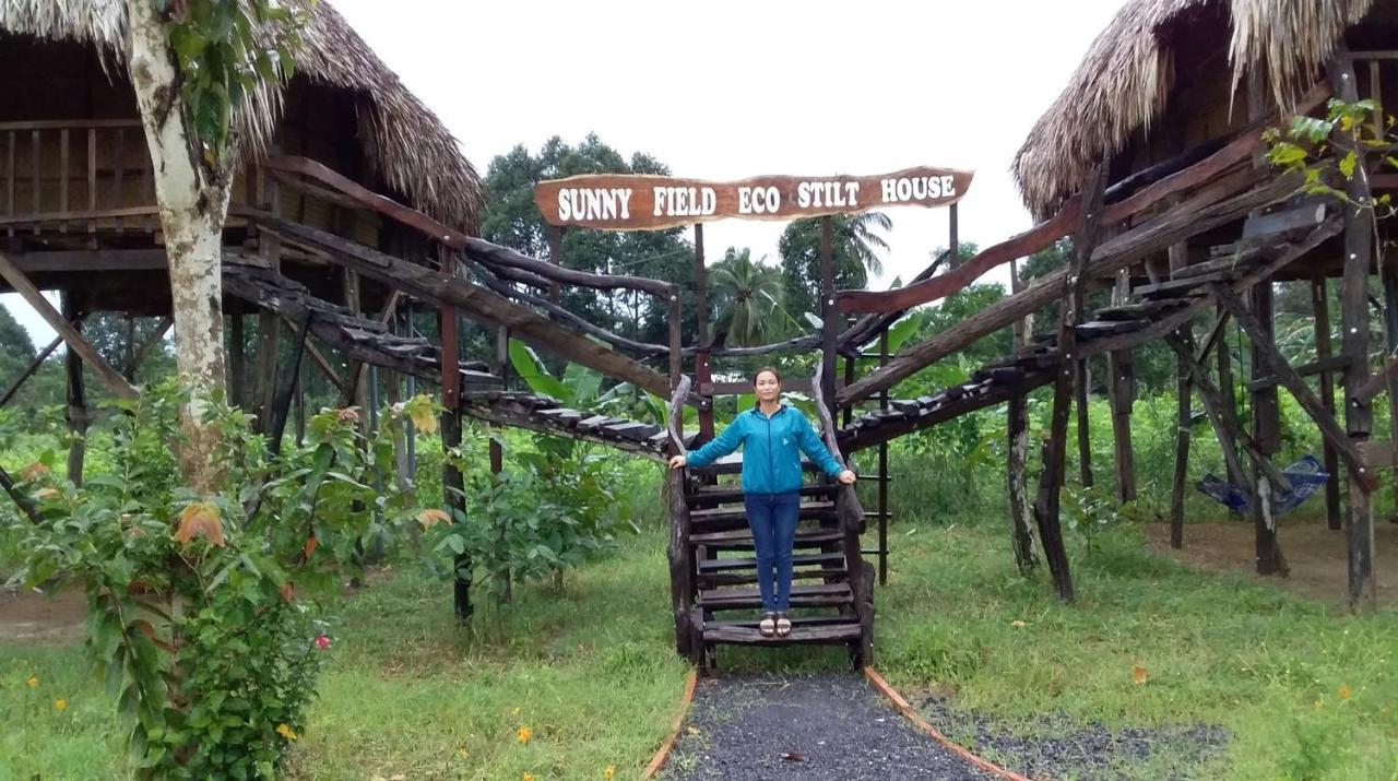 Sunny Field Eco Stilt House Villa Cát Tiên Dış mekan fotoğraf