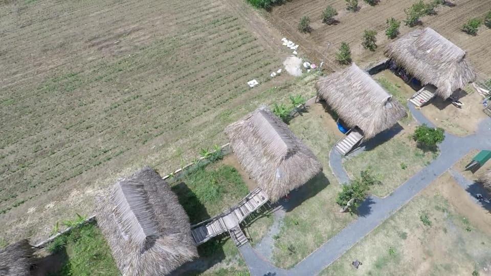 Sunny Field Eco Stilt House Villa Cát Tiên Dış mekan fotoğraf