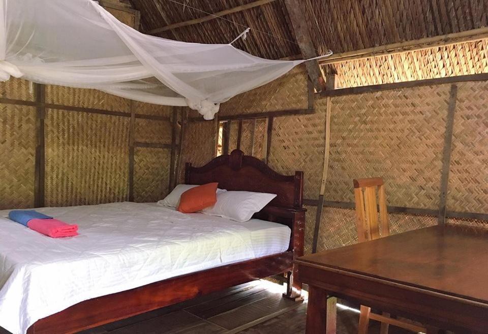 Sunny Field Eco Stilt House Villa Cát Tiên Dış mekan fotoğraf