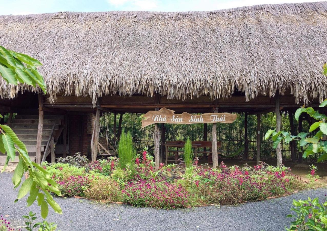 Sunny Field Eco Stilt House Villa Cát Tiên Dış mekan fotoğraf